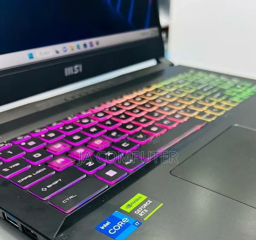 New Laptop MSI Katana 15 16GB Intel Core I7 SSD 512GB