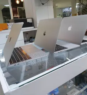 New Laptop Apple MacBook Air 2015 4GB Intel Core I5 SSD 128GB