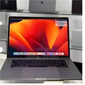 Photo - New Laptop Apple MacBook Pro 2018 16GB Intel Core I7 SSD 512GB
