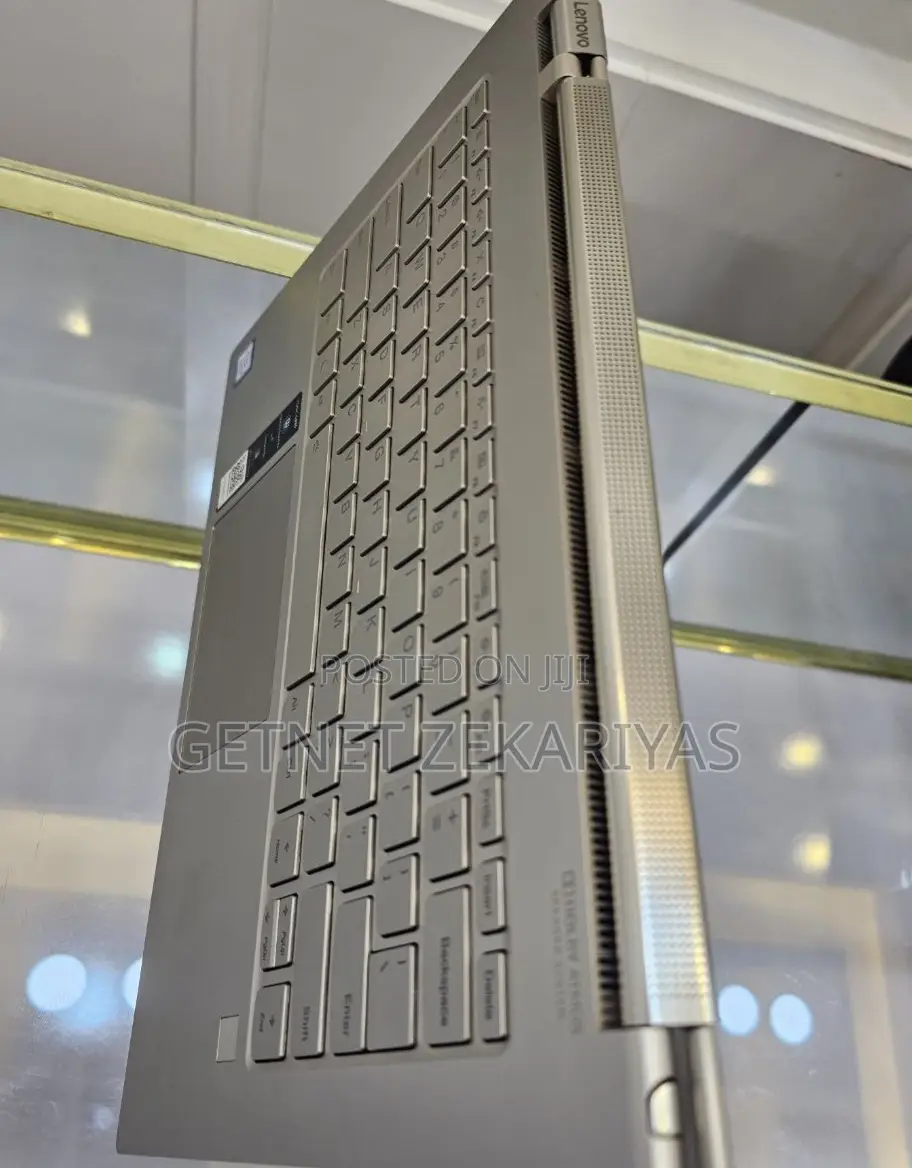 New Laptop Lenovo ThinkPad Yoga 16GB Intel Core I7 SSD 512GB