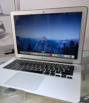 New Laptop Apple MacBook Air 2015 4GB Intel Core I7 SSD 512GB