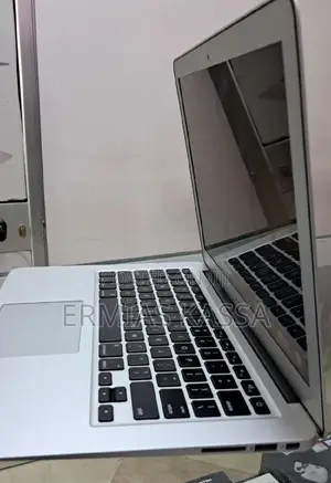 New Laptop Apple MacBook Air 2015 4GB Intel Core I7 SSD 512GB