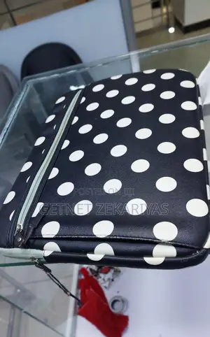 New Laptop Apple MacBook Pro 2019 16GB Intel Core I9 SSD 1T