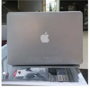 New Laptop Apple MacBook Air 2015 8GB Intel Core I5 SSD 128GB