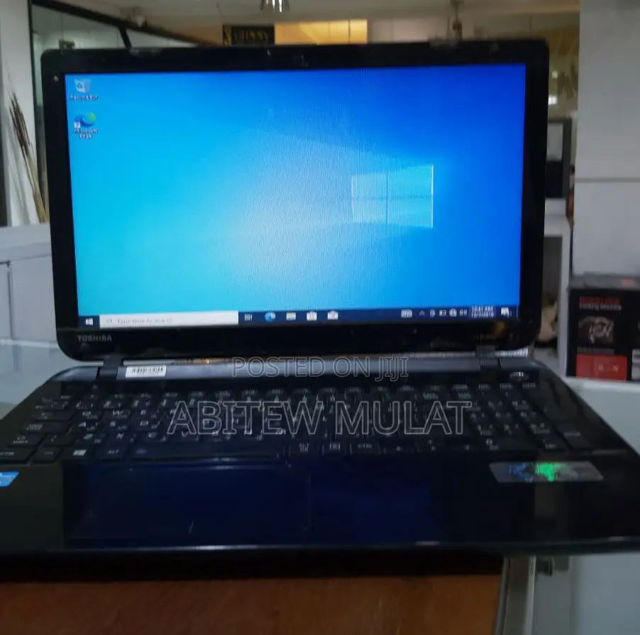 New Laptop Toshiba Satellite C55 4GB Intel Core I3 HDD 500GB
