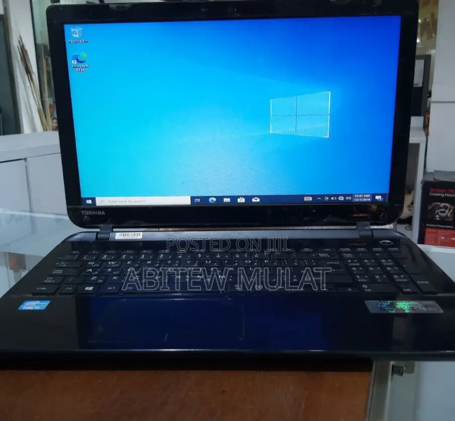 New Laptop Toshiba Satellite C55 4GB Intel Core I3 HDD 500GB
