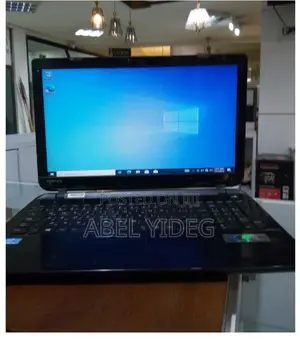 Photo - Laptop Toshiba Satellite C850 4GB Intel Core I3 HDD 500GB