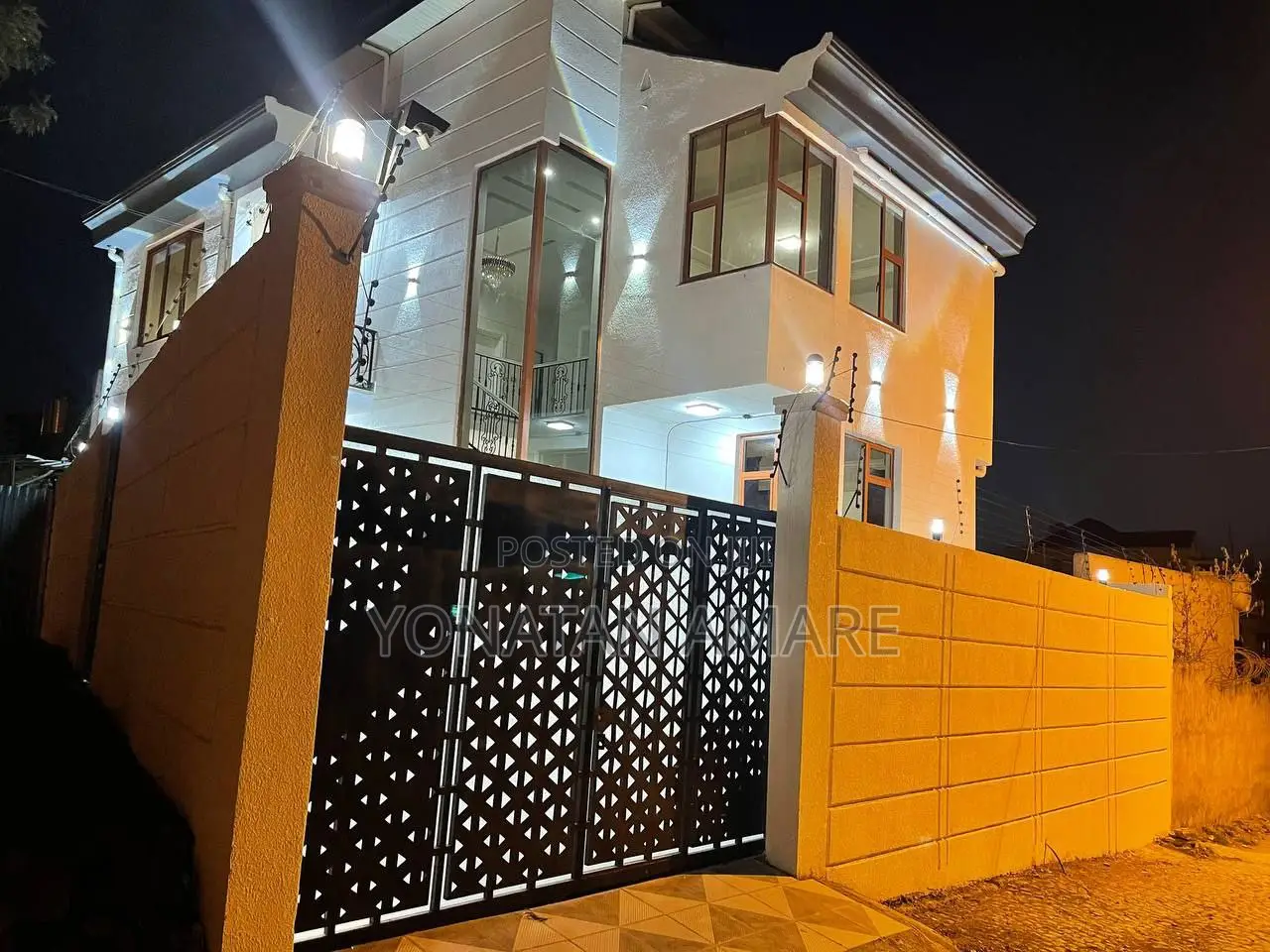 Furnished 3bdrm Townhouse/Terrace in Gofa Camp, Bole for sale