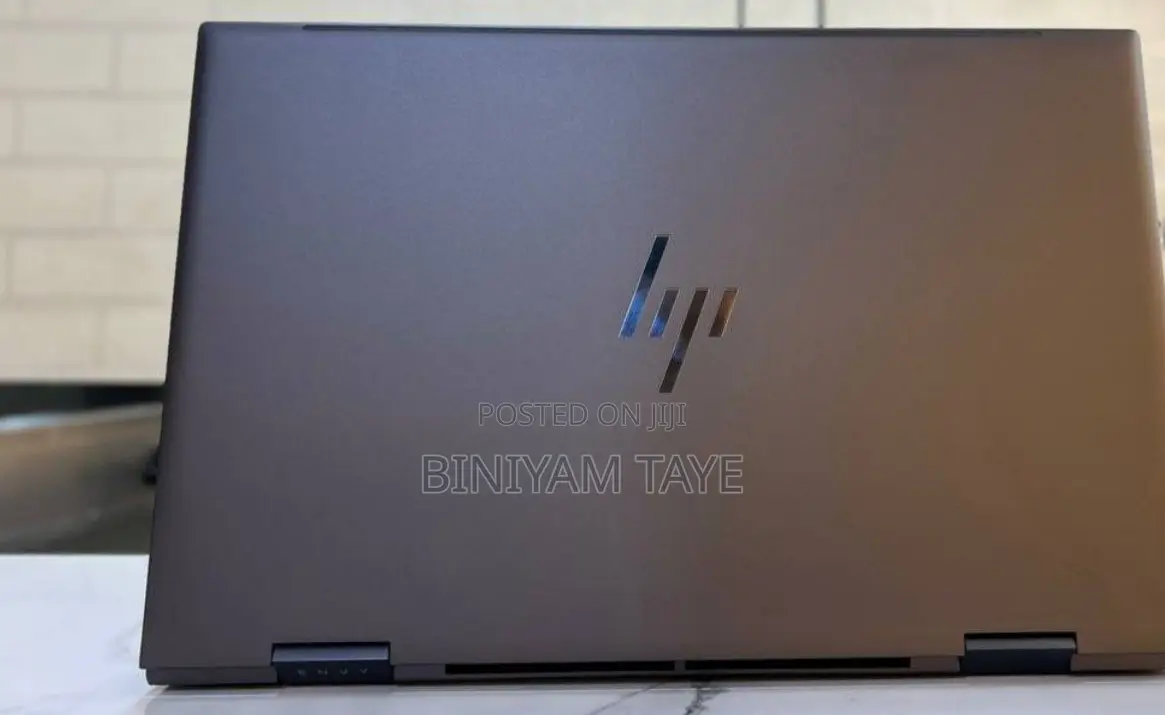 New Laptop HP Envy X360 16GB AMD Ryzen 5 SSD 512GB