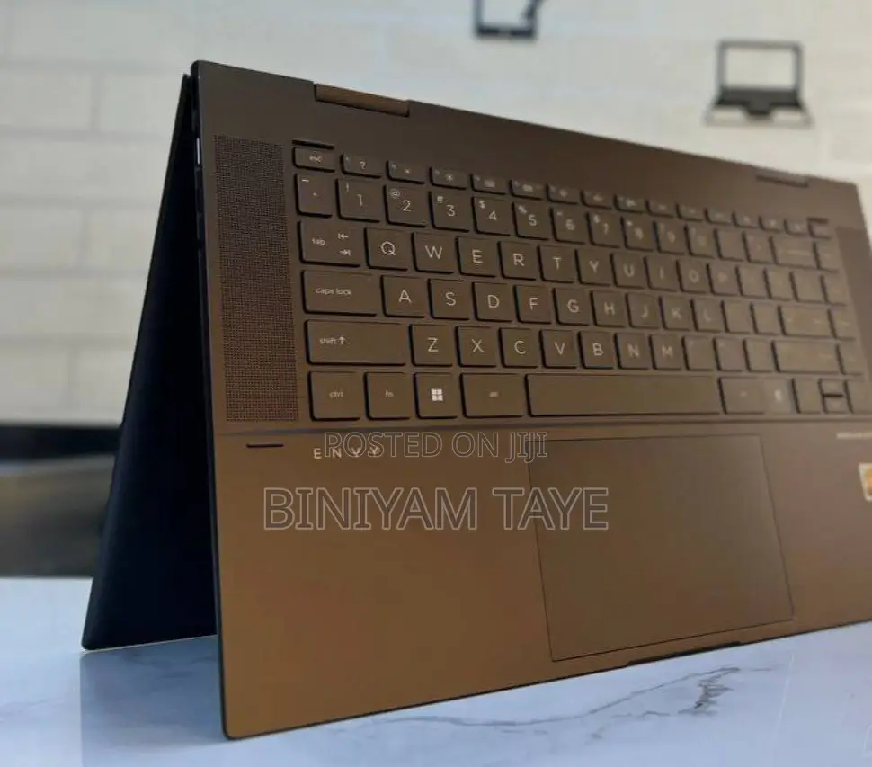 New Laptop HP Envy X360 16GB AMD Ryzen 5 SSD 512GB