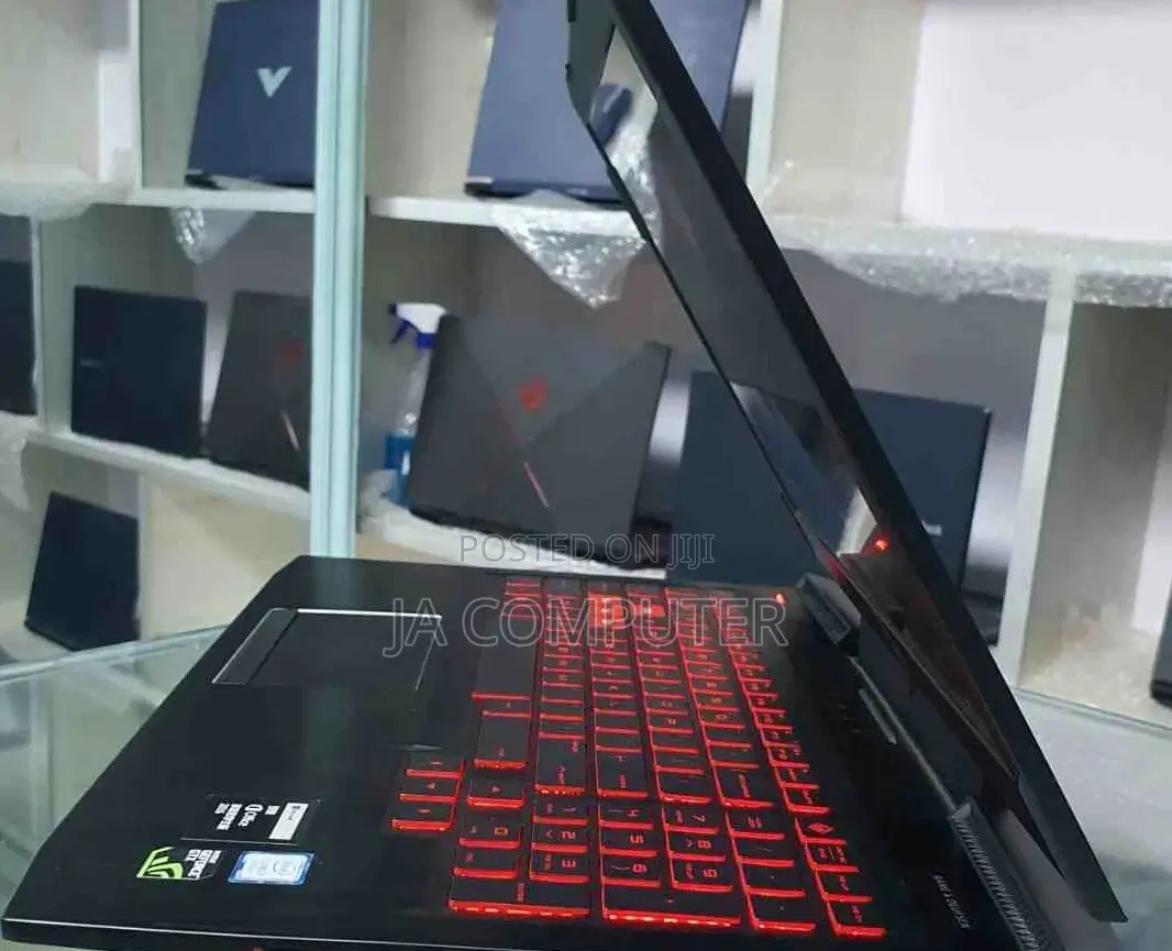 New Laptop HP Omen 15 16GB Intel Core I7 SSD 1T