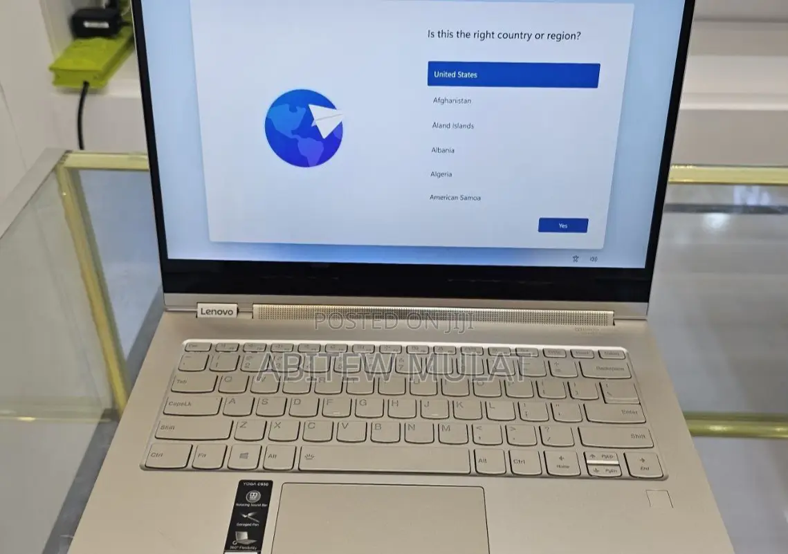 New Laptop Lenovo Yoga C740 16GB Intel Core I7 SSD 512GB