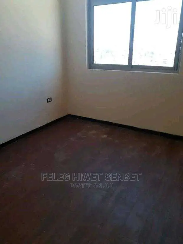 Furnished 5bdrm House in Aa, Bole for sale