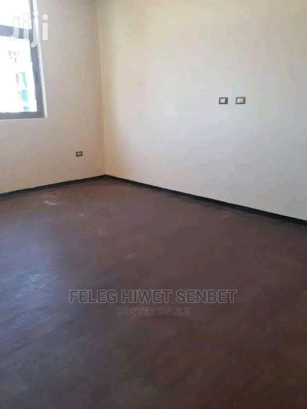 Furnished 5bdrm House in Aa, Bole for sale