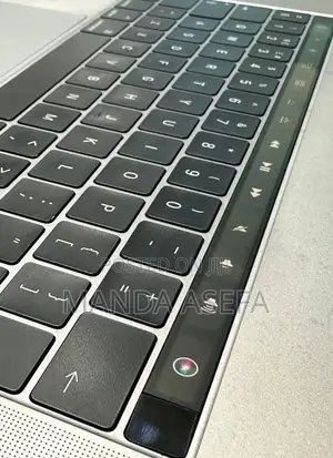 New Laptop Apple MacBook Pro 2016 16GB Intel Core I7 SSD 512GB