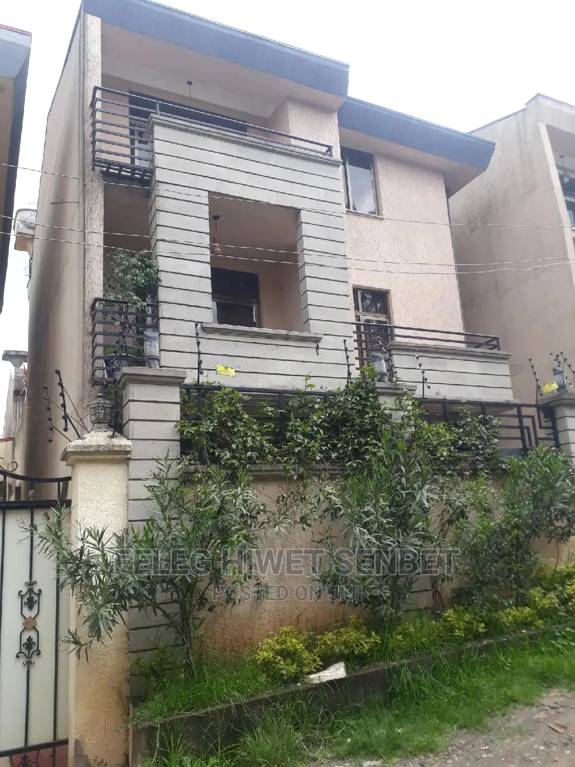 Furnished 5bdrm House in Aa, Bole for sale