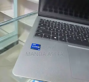 New Laptop Dell 16GB Intel Core I5 SSD 512GB