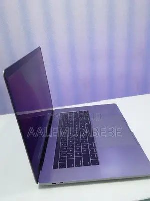 New Laptop Apple MacBook Pro 2019 16GB Intel Core I9 SSD 1T