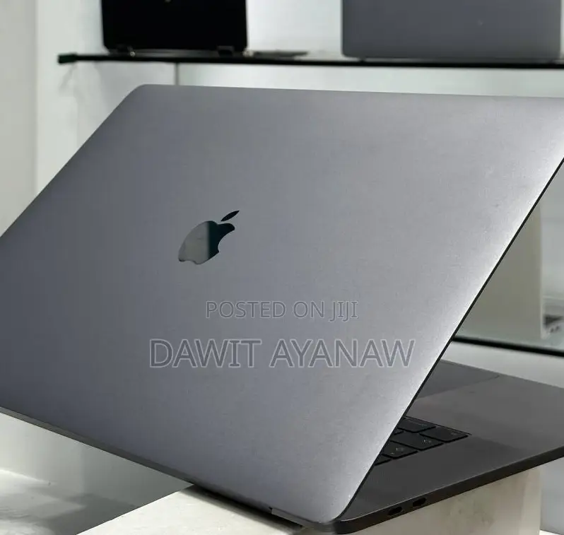 New Laptop Apple MacBook Pro 2016 16GB Intel Core I7 SSD 512GB