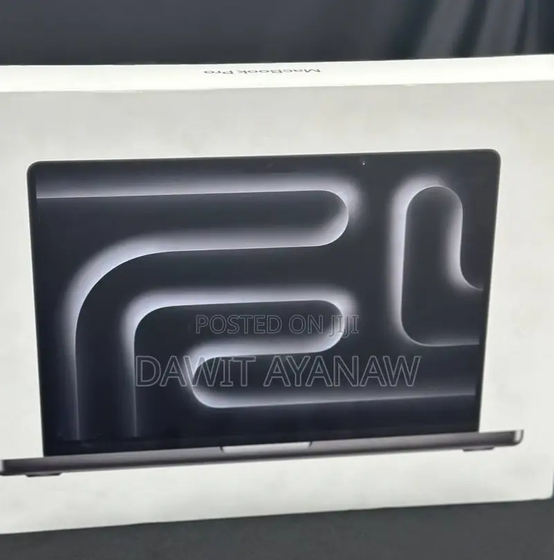 New Apple MacBook Pro 2023 M3 14-Inch 18GB Apple M3 Pro SSD 512GB