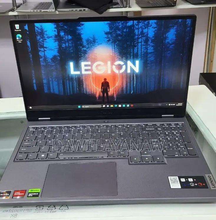 New Laptop Lenovo Legion 5 16GB AMD Ryzen 7 SSD 512GB