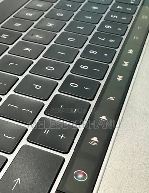 Laptop Apple MacBook Pro 2015 16GB Intel Core I7 SSD 512GB