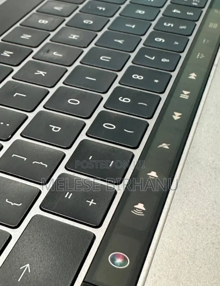 Laptop Apple MacBook Pro 2015 16GB Intel Core I7 SSD 512GB