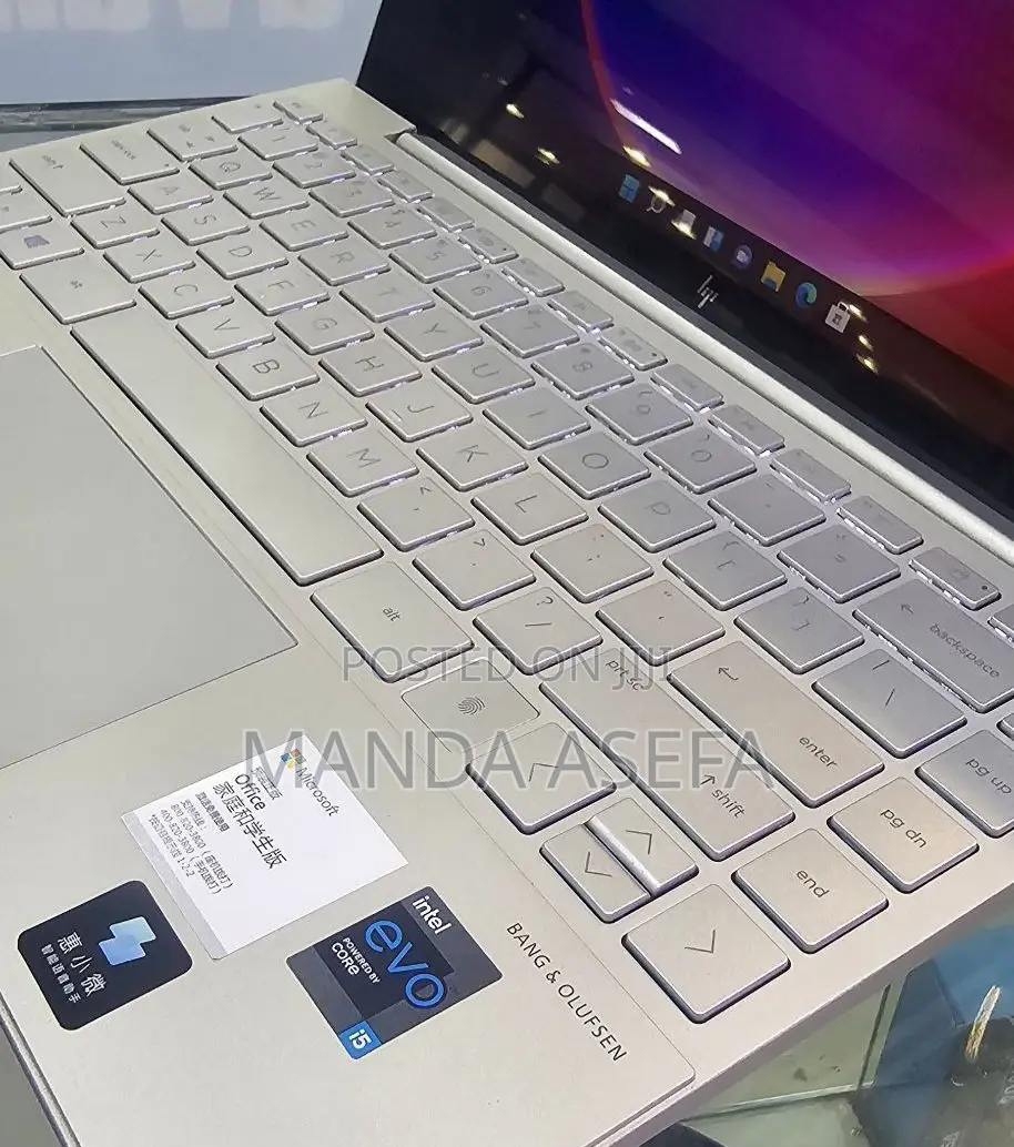 New Laptop HP Envy 13 16GB Intel Core I5 SSD 512GB