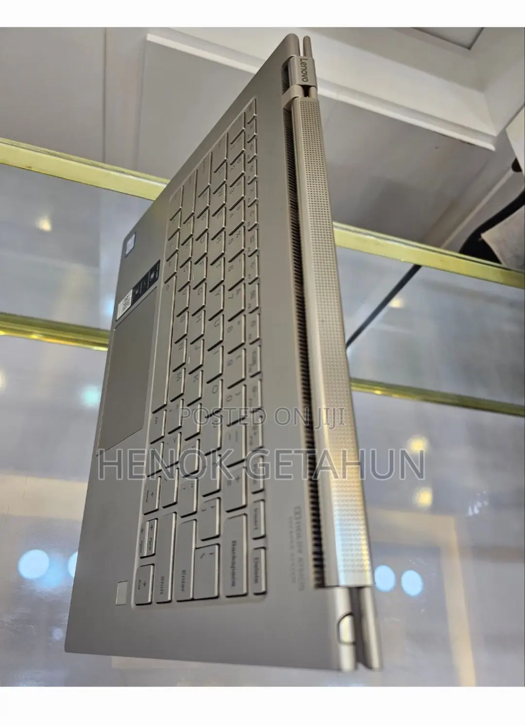 New Laptop Lenovo ThinkPad Yoga 16GB Intel Core I7 SSD 512GB