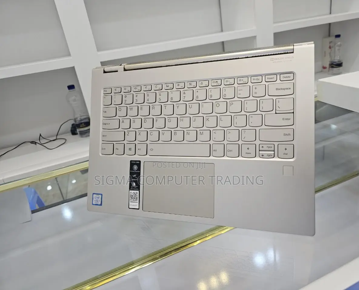 New Laptop Lenovo Yoga C740 16GB Intel Core I7 SSD 512GB