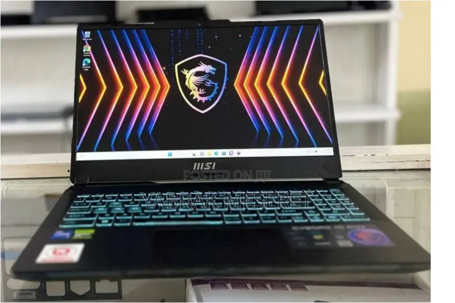 New Laptop MSI 16GB Intel Core I7 SSD 512GB