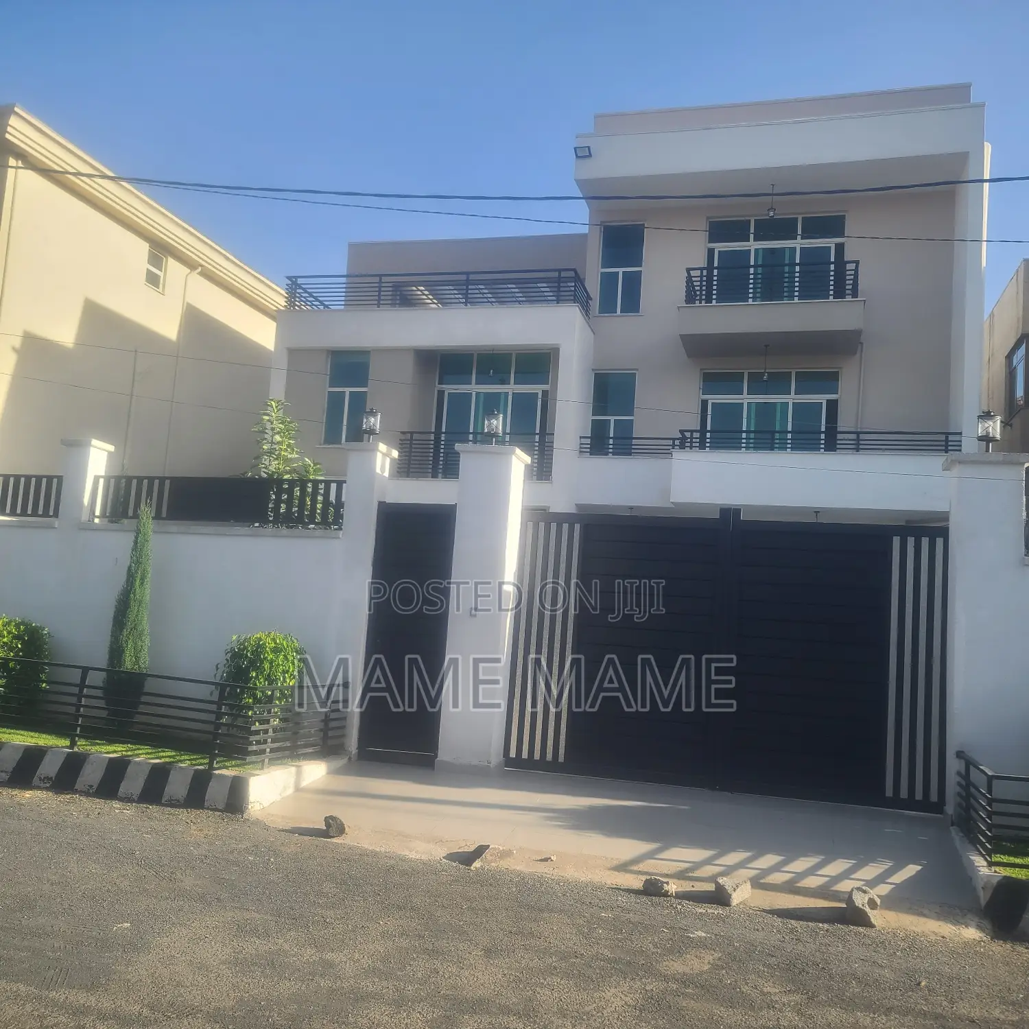 10bdrm House in Addis Abeba, Bole for sale