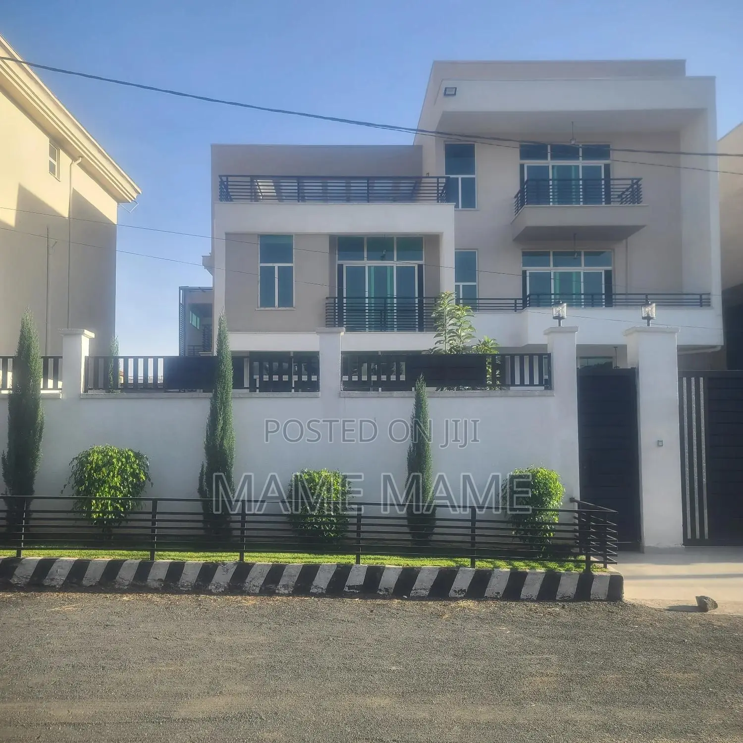 10bdrm House in Addis Abeba, Bole for sale
