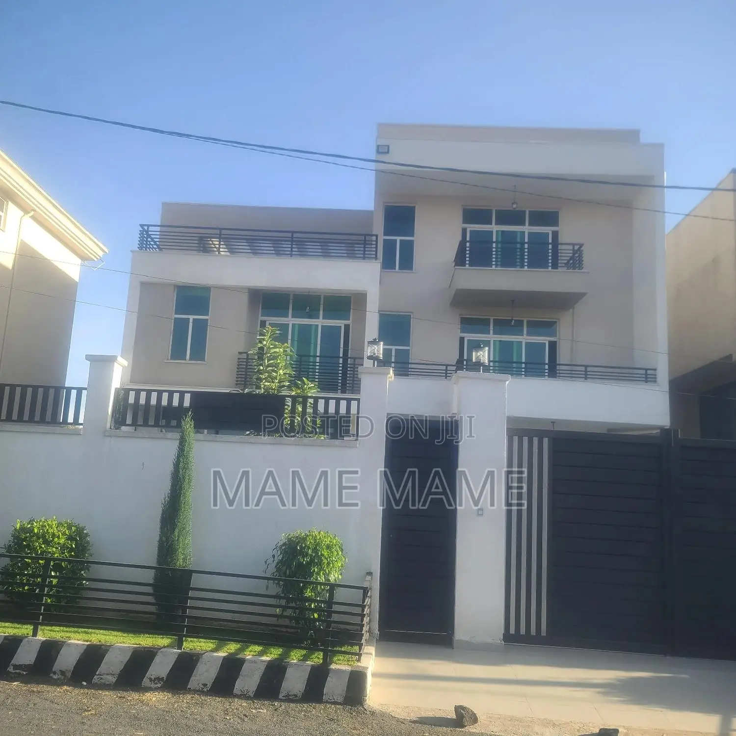 10bdrm House in Addis Abeba, Bole for sale