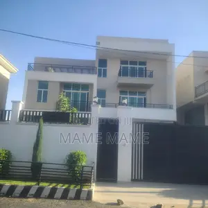 10bdrm House in Addis Abeba, Bole for sale