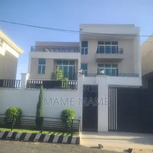 10bdrm House in Addis Abeba, Bole for sale