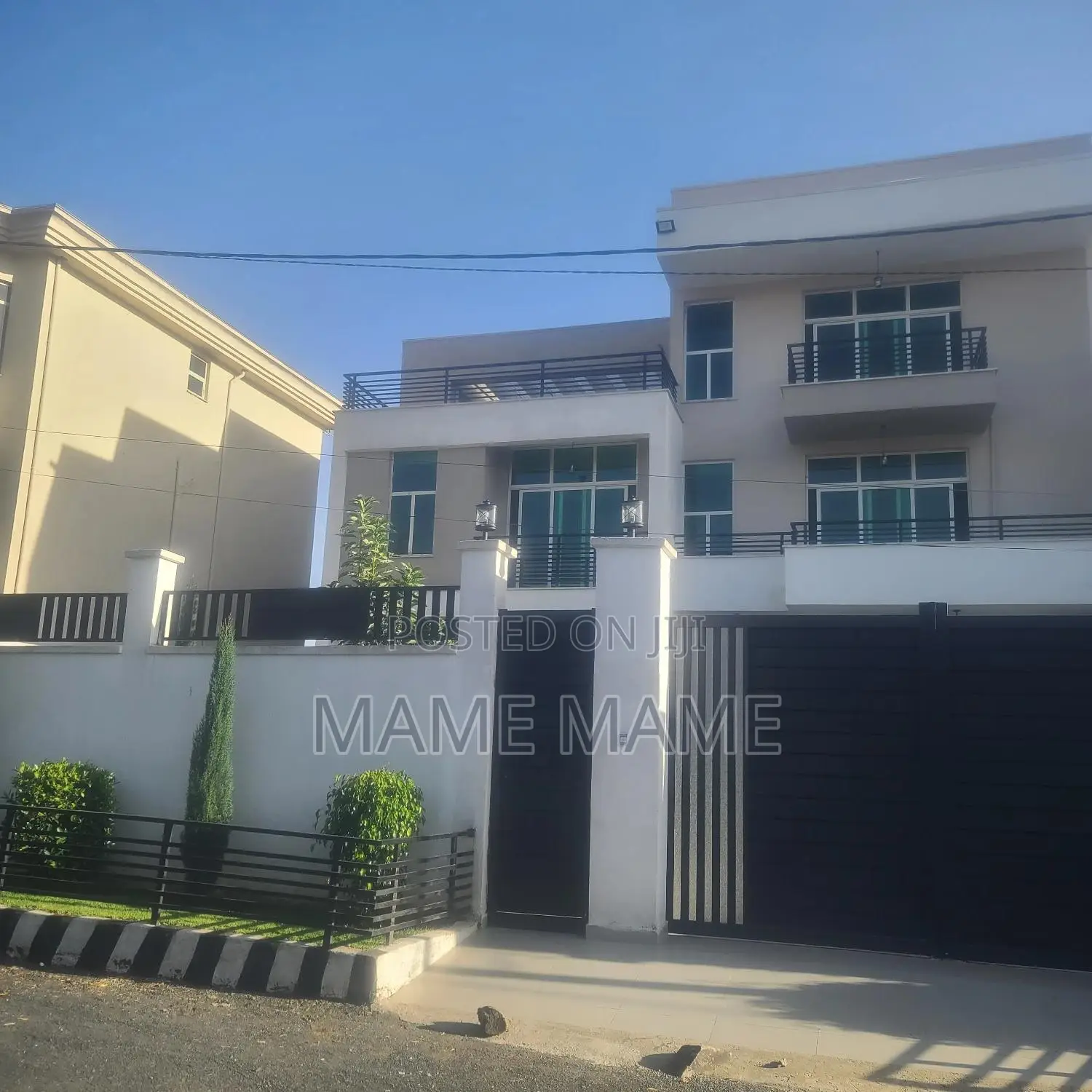 10bdrm House in Addis Abeba, Bole for sale