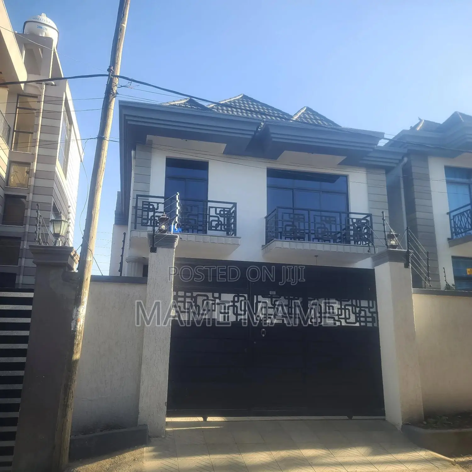5bdrm House in Addis Abeba, Bole for sale