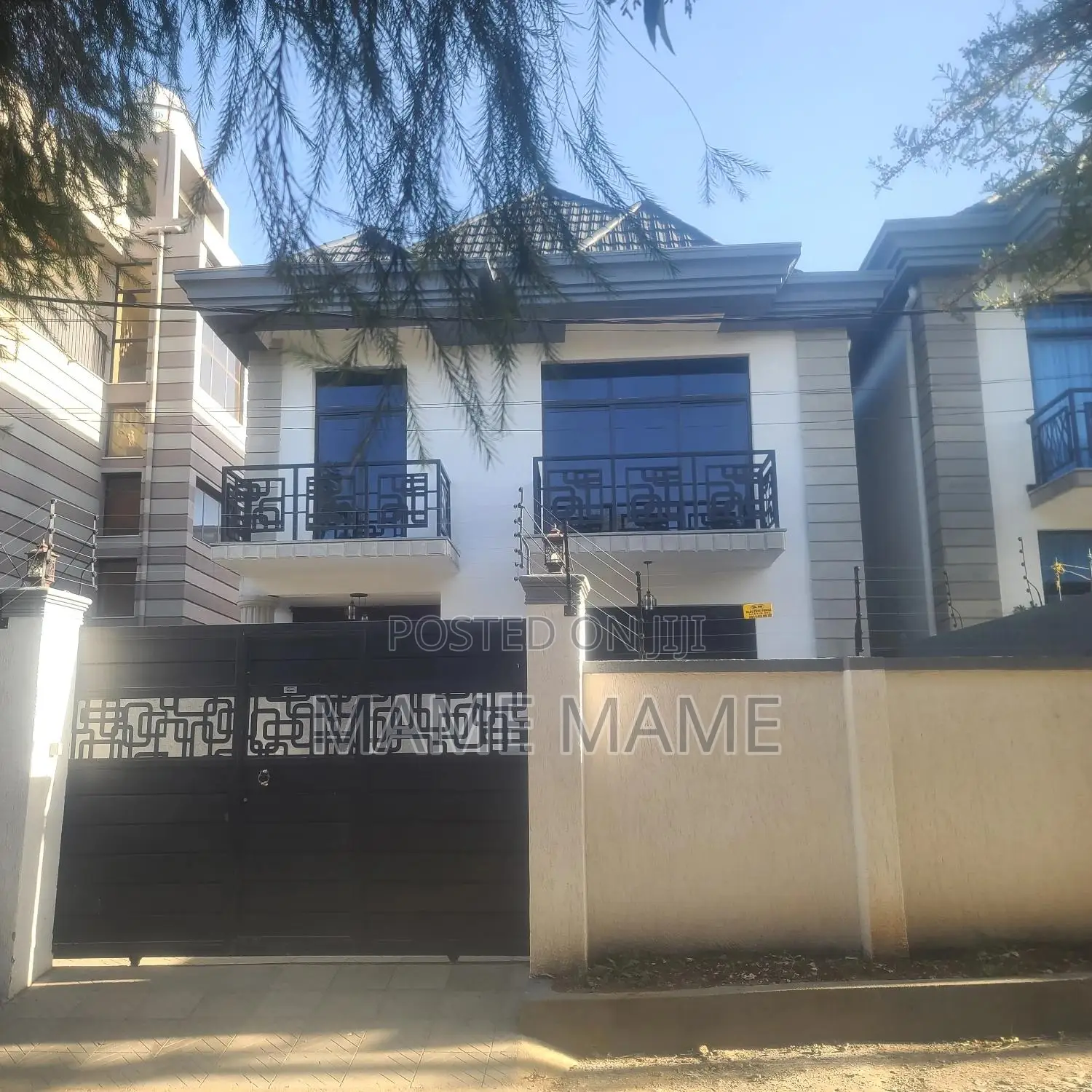 5bdrm House in Addis Abeba, Bole for sale