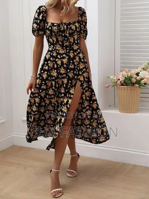 Photo - All Over Print Knot Split Thigh a-Line Dress