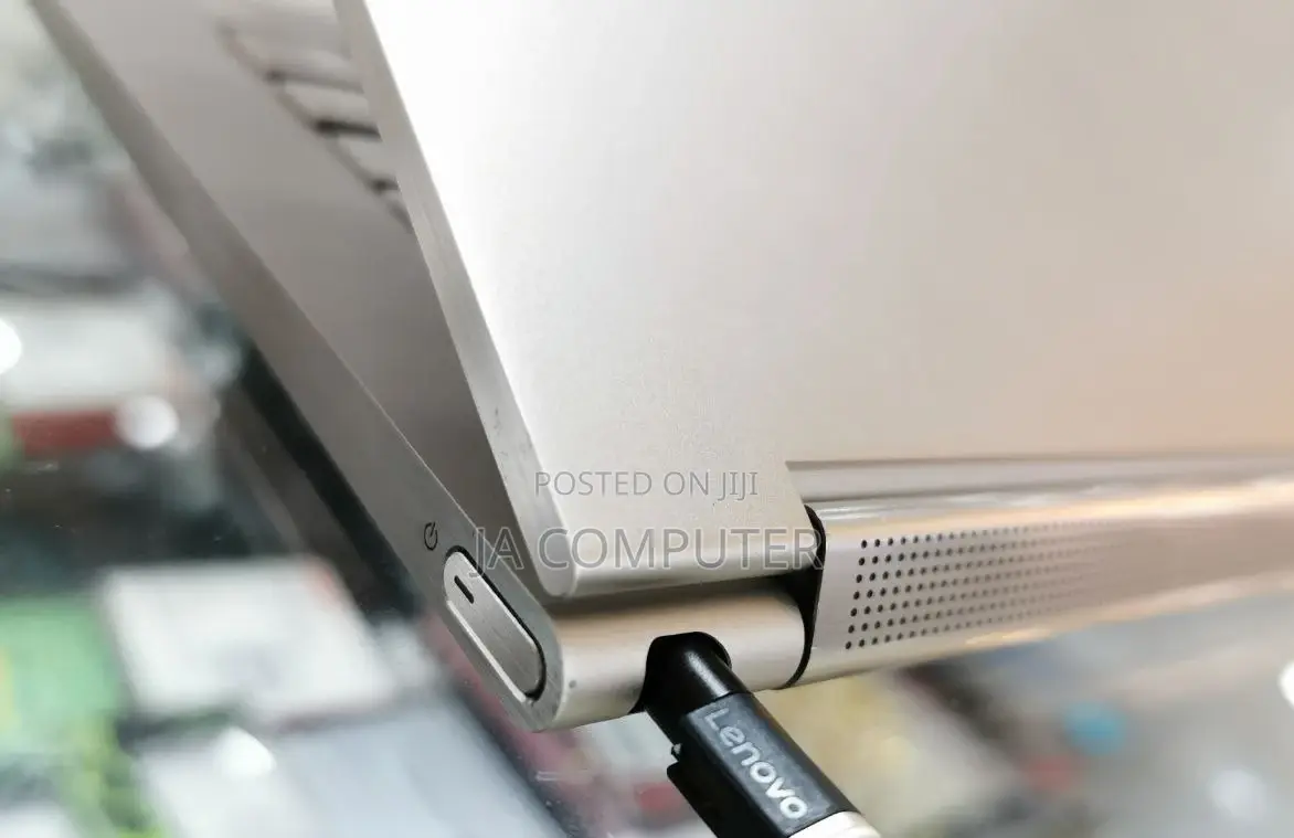 New Laptop Lenovo Yoga C930 16GB Intel Core I7 SSD 512GB