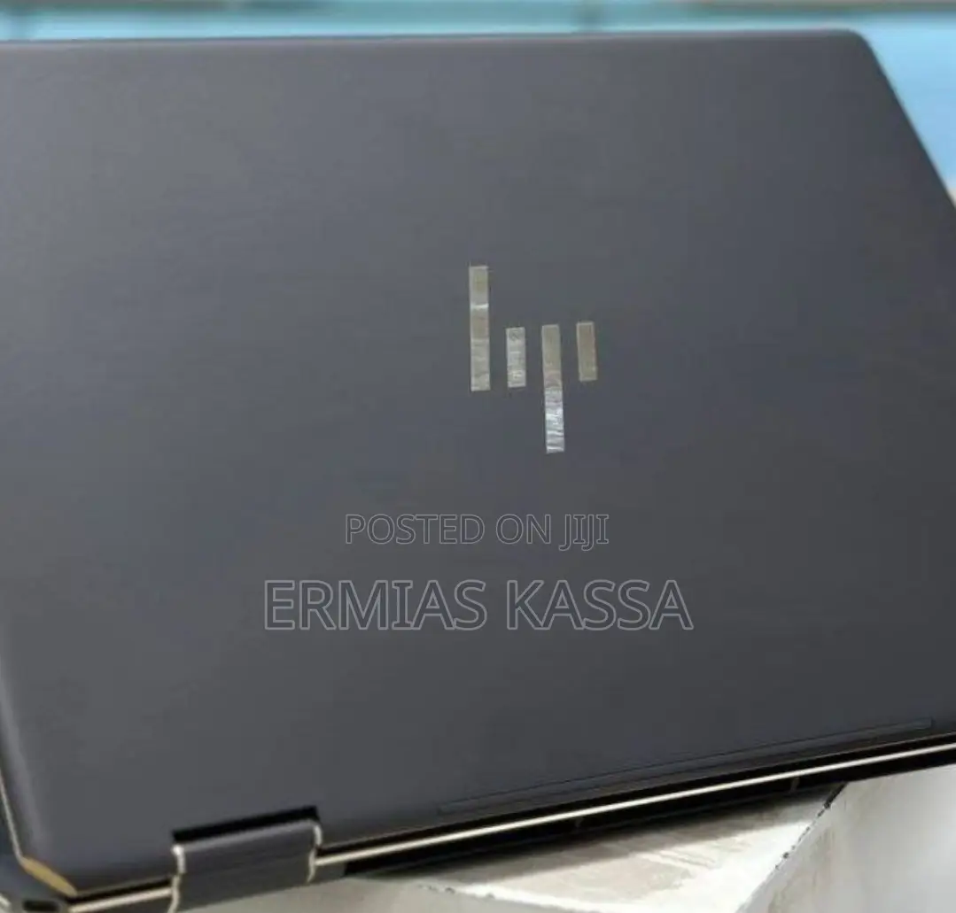 New Laptop HP Spectre X360 16GB Intel Core I7 SSD 512GB