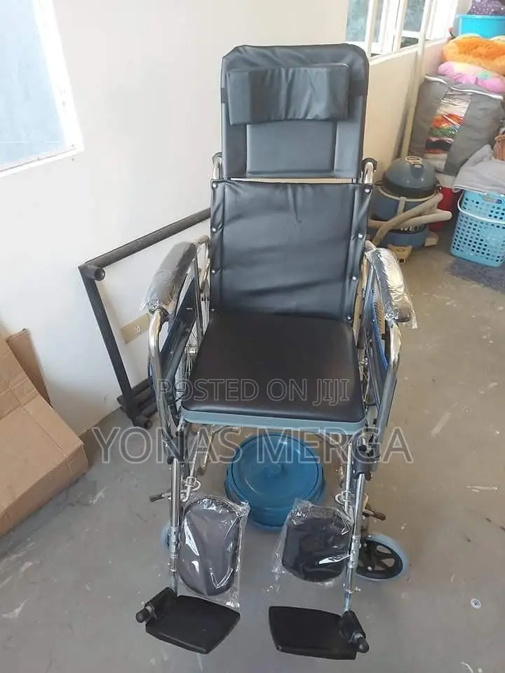Wheelchairs for Elderly People, Ergonomic Seat, Width 46 Cm