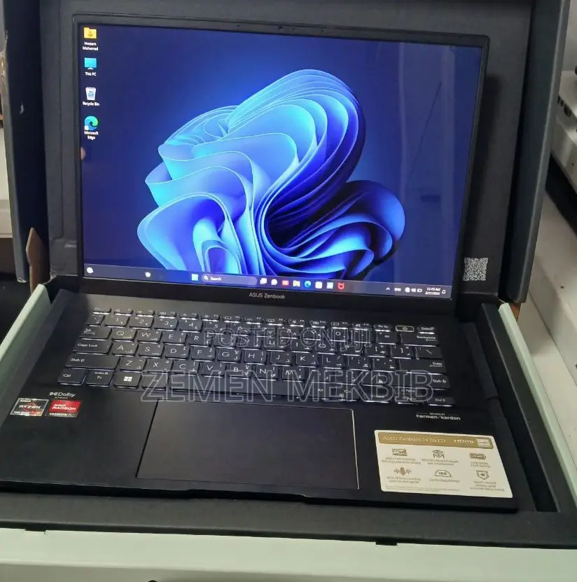 New Laptop Asus 16GB AMD Ryzen 7 SSD 1T