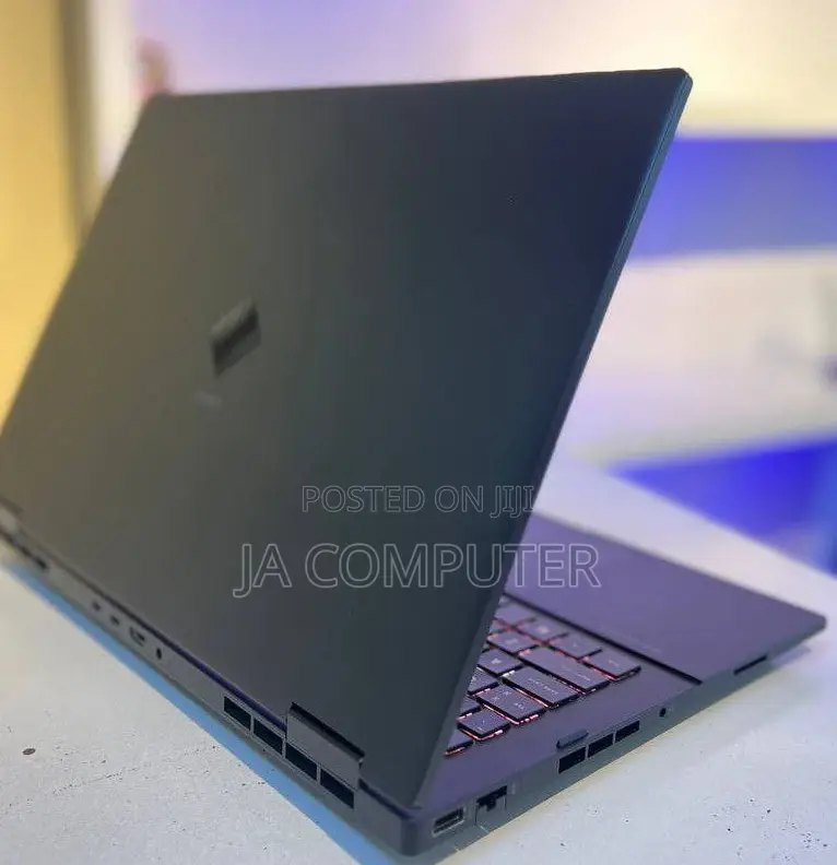 New Laptop HP Omen 15 16GB Intel Core I9 SSD 1T