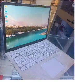 New Laptop Microsoft Surface 16GB Intel Core I7 SSD 512GB