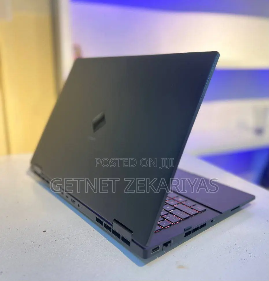 New Laptop HP Omen 15 16GB Intel Core I9 SSD 1T