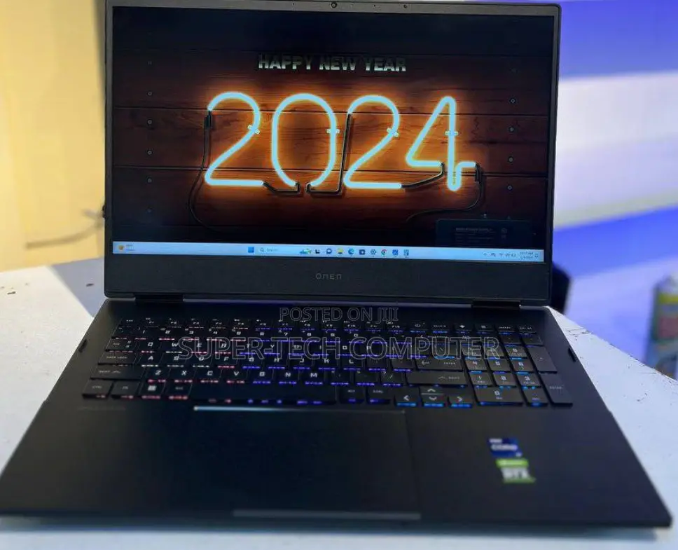 New Laptop HP Omen 17 16GB Intel Core I9 SSD 1T