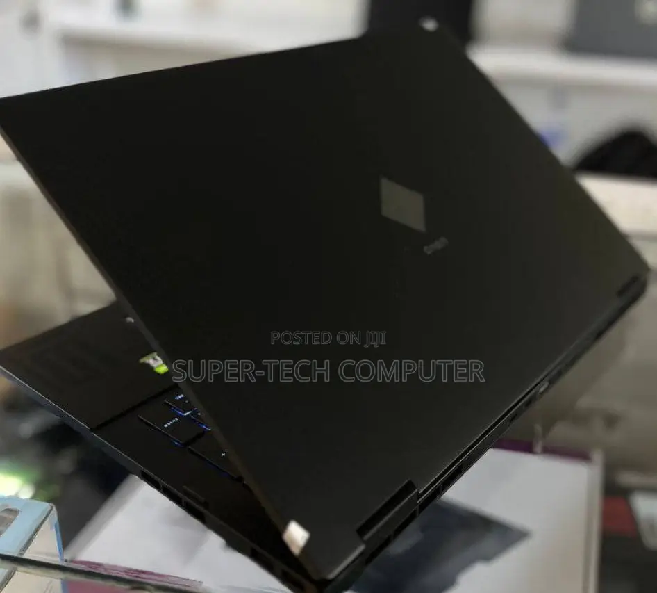 New Laptop HP Omen 17 16GB Intel Core I9 SSD 1T