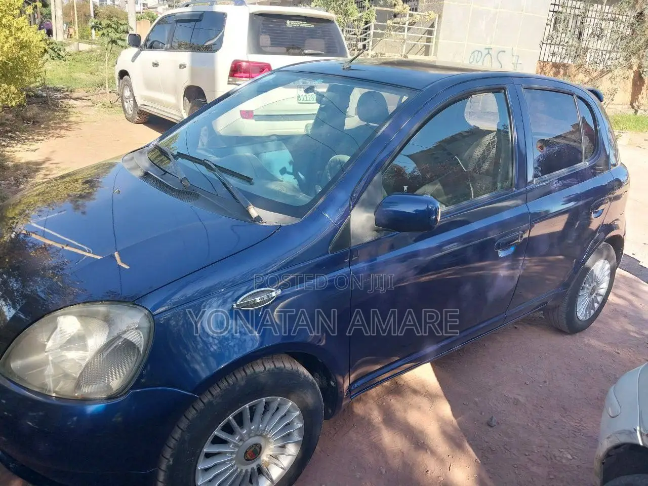 Toyota Vitz 2001 Blue
